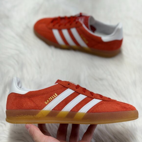 Adidas Gazelle Indoor Bold Orange Womens HQ8718 NEW Sz 8 - Picture 1 of 7